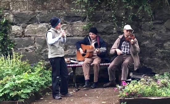 Campsie Folk play Scottish music for the returned walkers at The Station